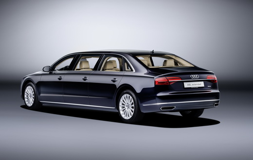 אודי A8 Extended